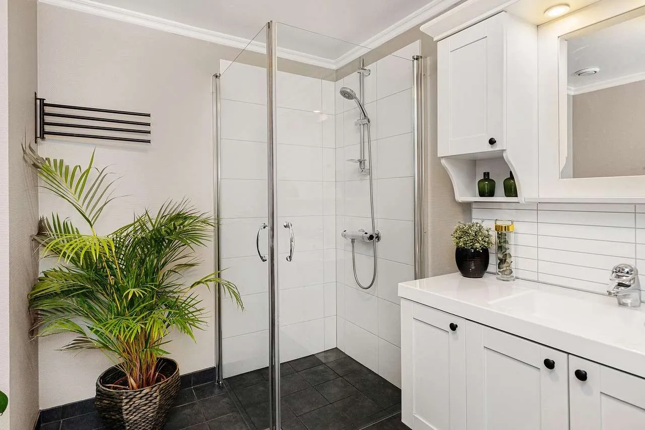 Bathroom Tiles: A Pro Guide to Durability and Style